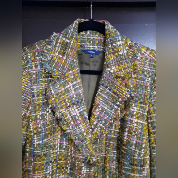 Vintage Reitmans Tweed Jacket and Skirt Suit Set - Picture 4 of 16